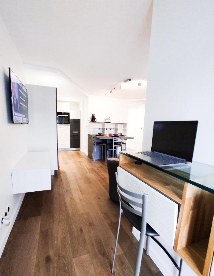 T3 Au Centre Ville Avec Balcon, Parking Gratuit Quimper Ngoại thất bức ảnh